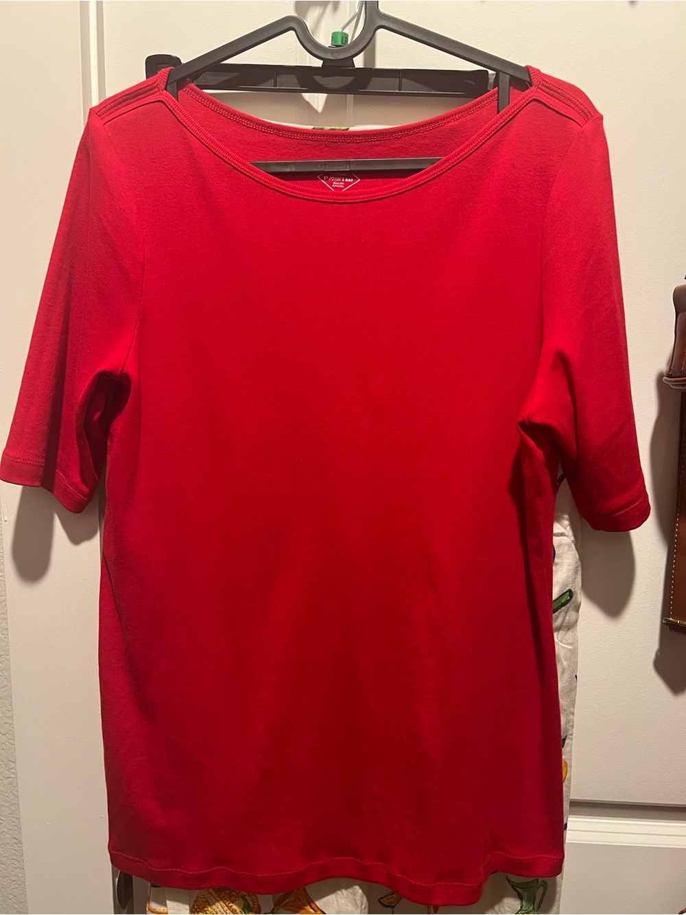 St. John Collection Red Knit Short-Sleeve Top